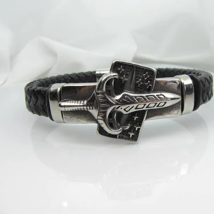 Genuine Leather Bracelet with Magnetic Clasps