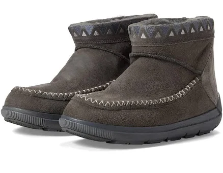 Manitobah Mukluks Women's Reflections Water Resistant Shearling Ankle