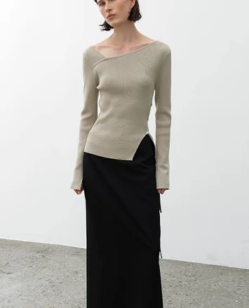 UNBALANCED CUTOUT SLIM LONG KNIT