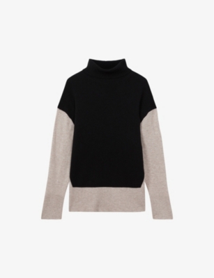 Colour-blocked Knitted Jumper