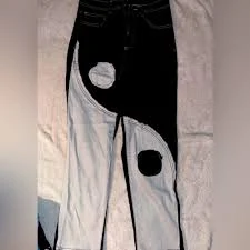 Delia's yin Yang jeans