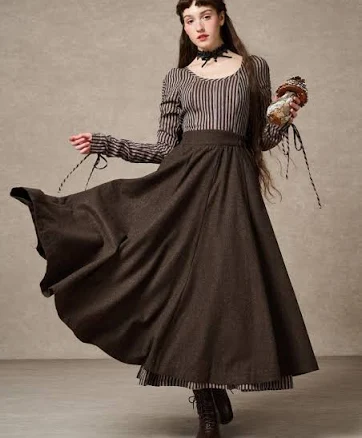 The Soft Lawn 12 Midi Wool Skirt