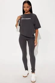 Fashion Nova Short Sleeve T-Shirt Leggings Pant Set in Charcoal