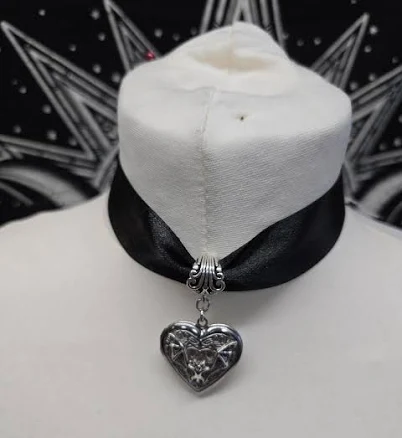 stainless steel vampire bat on long ribbon locket necklace bat lovers
