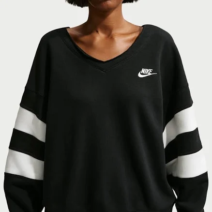 Nike Women's Oversized Club Fleece Sweatshirt