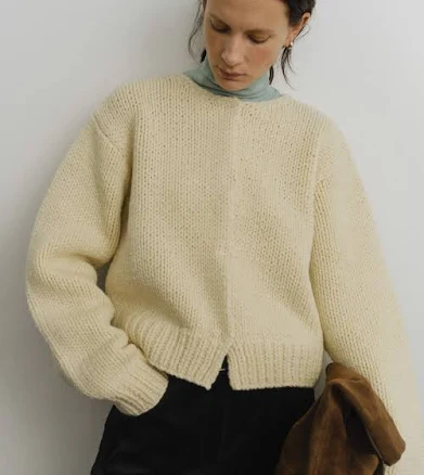 URAGO Handmade Crop Knit Cardigan
