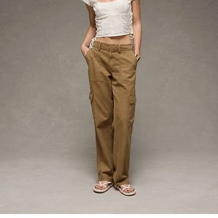 AE Low-Rise Baggy Straight Cargo Pant Women's