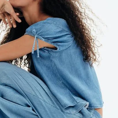 H&M Ladies Puff-Sleeved Denim Blouse