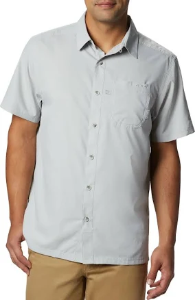 Columbia Men's Slack Tide Camp Shirt