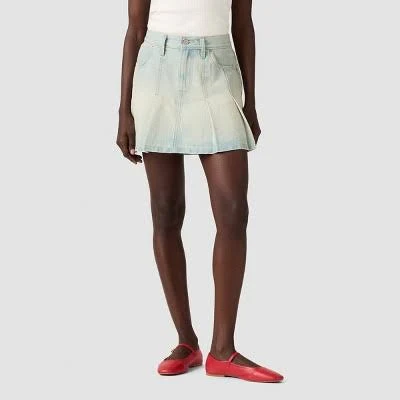Levi's Women's Pleated Mini Skirt
