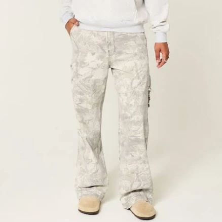 Hollister Men's Super Baggy Camo Painter Jeans