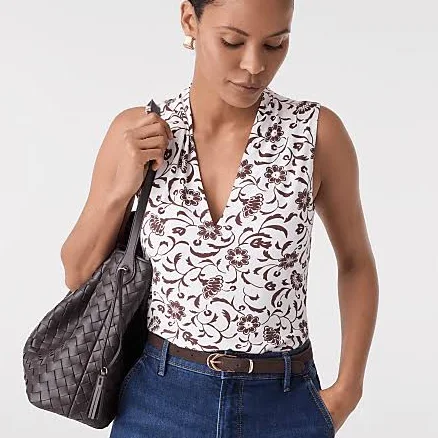 Ann Taylor Women's Sleeveless V-Neck Floral Top