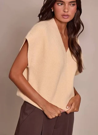 PrettyLittleThing Women's Sleeveless Knit Jumper