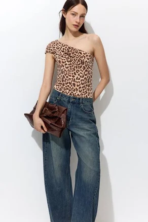 H&M Ladies One-Shoulder Bodysuit
