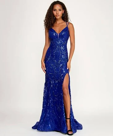 B Darlin Juniors' Embellished Sweetheart Gown - Electric blue - Size 13/14