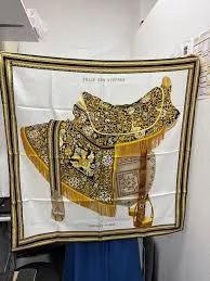 Hermès Selle des Steppes Scarf