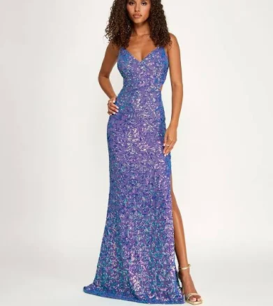 Emerald Sundae Juniors' Sequin Slit V-Neck Gown