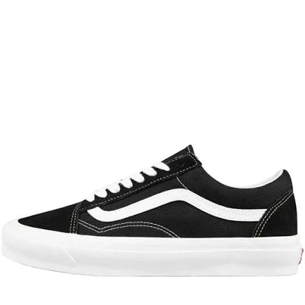 Vans Og Old Skool Lx Low Top Men Sneakers - Black