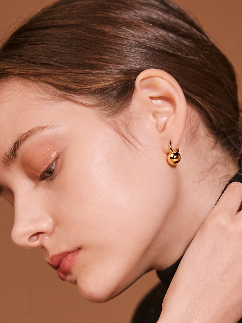 Ball One-touch Earring