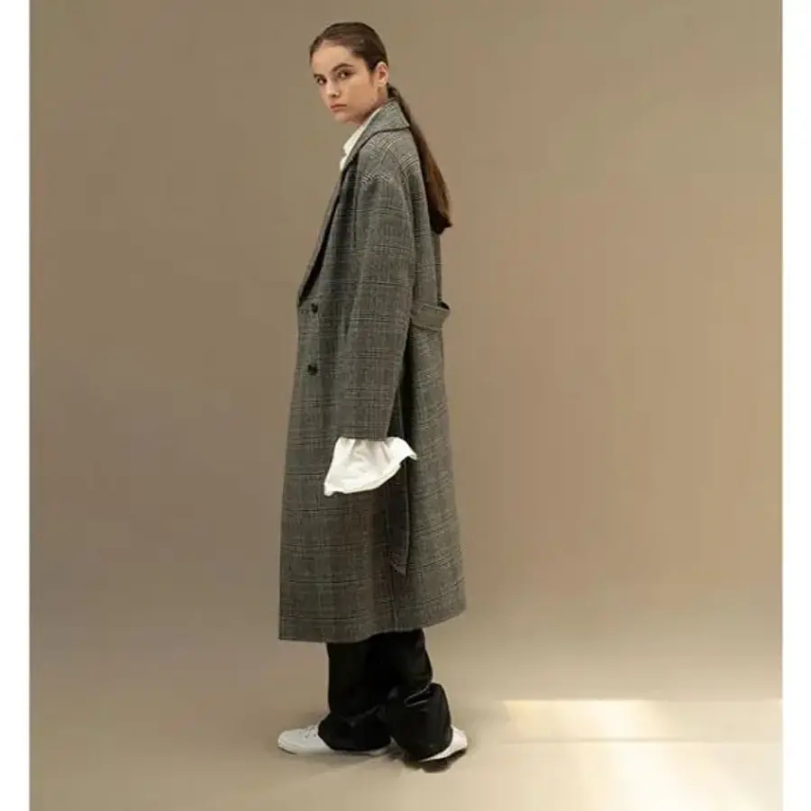 아바몰리 Lana double cashmere handmade coat check