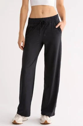 Zella Move In Mid Rise Straight Leg Sweatpants in Black at Nordstrom, Size Small