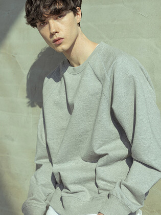 Double Reglan Solid Crewneck