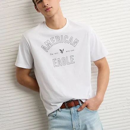 AE Men's Standard Fit Lightweight Graphic T-Shirt