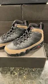 Air Jordan 9 Retro 'Boot NRG Black Light Brown'