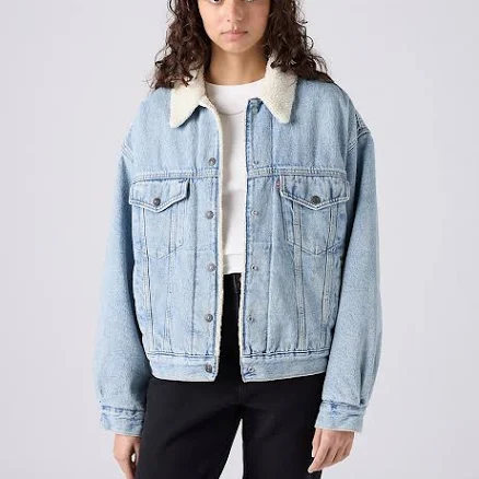 Levi's Women's 90s Sherpa Trucker Jacket