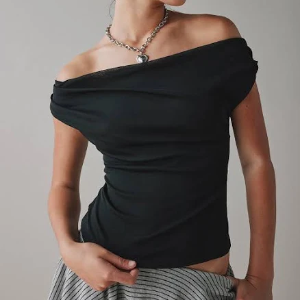 UO Fia Off-The-Shoulder Crop Top