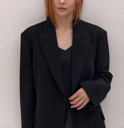 Ava MOLLI STRIPE Peaked LAPEL JK