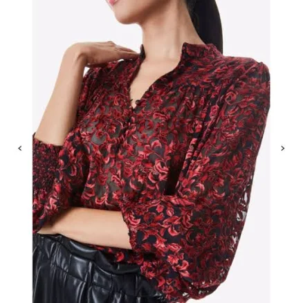 Alice + Olivia Tops | Alice + Olivia | Serena Floral-Print Blouse | Color: Black/Red | Size: Xs | Xohummingbird's Closet