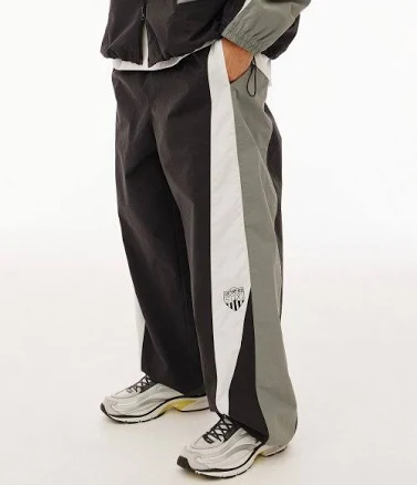 1993studio Color Block 93 Sporty Pants_Charcoal