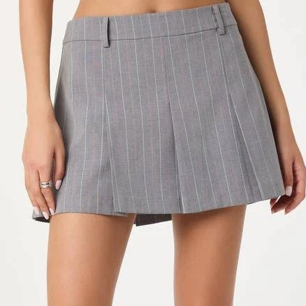 Astr The Label Women's Pleat Plaid Miniskirt