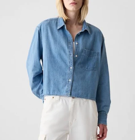 Women's Ultrasoft Denim Oversized Straight-Hem Crop Shirt by GapWomen's Ultrasoft Denim Oversized Straight-Hem Crop Shirt by Gap