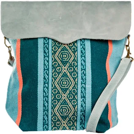 Serendipity Crossbody Lagoon