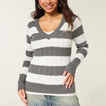 Hollister Women's Ivy Cable-Knit V-Neck Sweater
