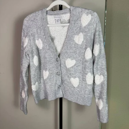 Cupcakes And Cashmere Jacquard Heart Cardigan Gray White Small