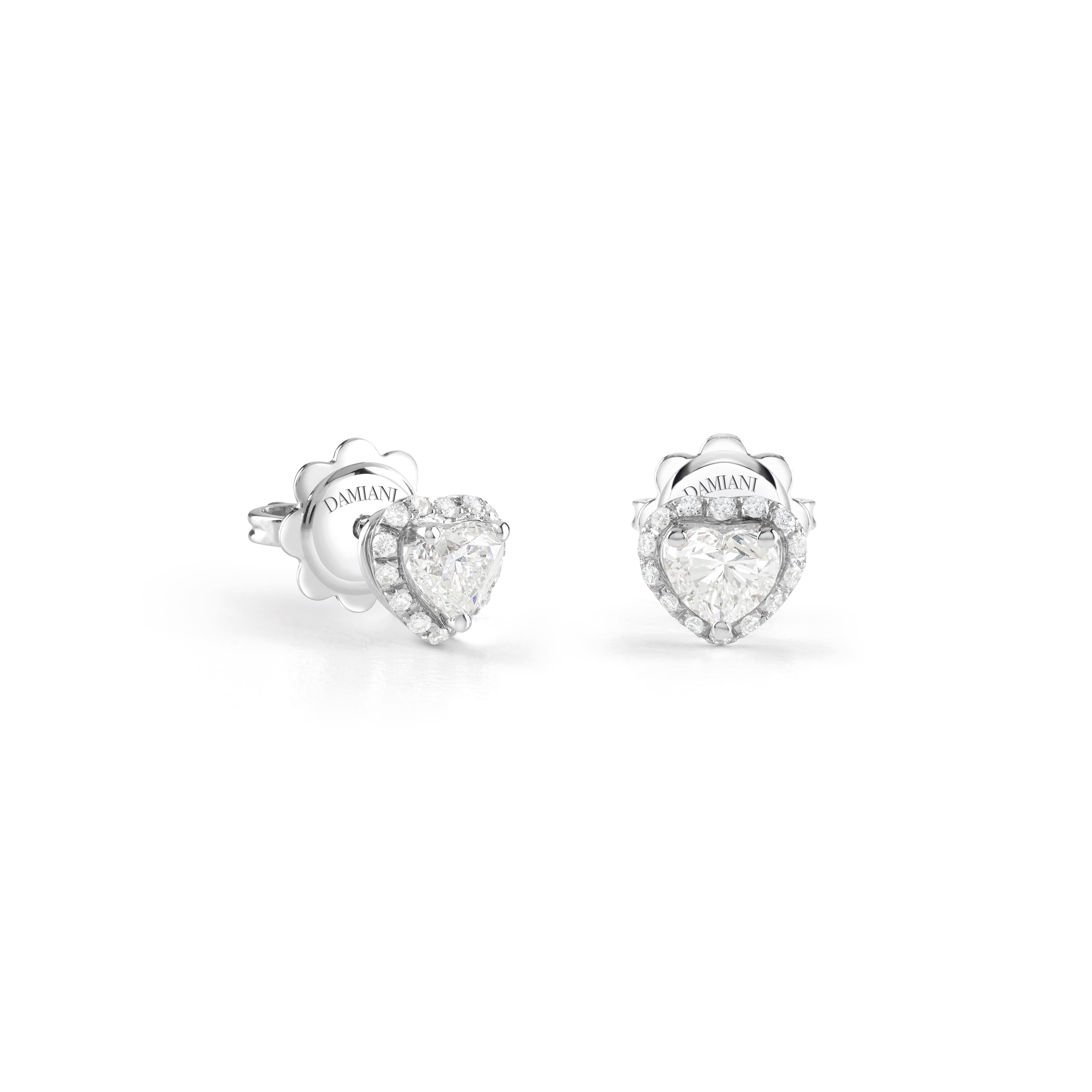 White gold earrings with heart-shaped diamond