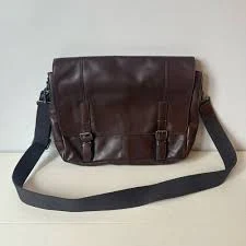 Fossil Greenville Messenger (NWOT)