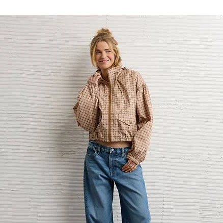 AE Women's Cropped Windbreaker Jacket