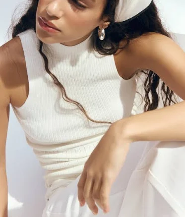 H&M Ladies Rib-knit Turtleneck Top