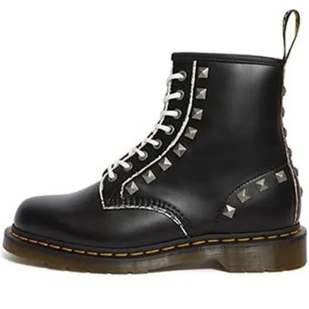 1460 Stud 8 Martin Boots Black Unisex