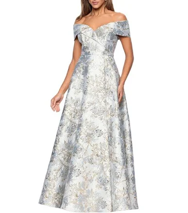 Xscape Women's Sweetheart-Neck Metallic-Jacquard Ball Gown