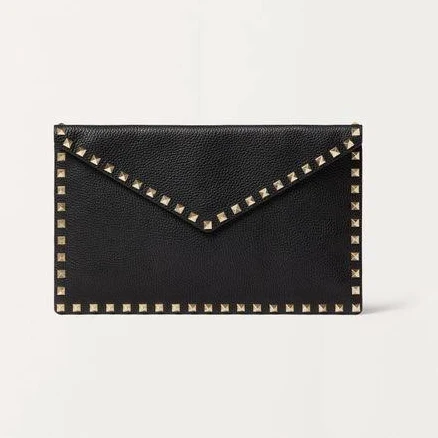 Valentino Garavani Rockstud Grainy Calfskin Envelope Pouch