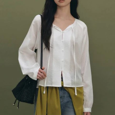 LOEIL Shirring String Blouse