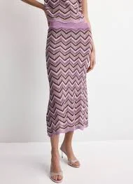 Flared knitted skirt