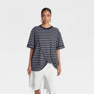 KBB by KAHLANA Women's Asymmetric Hem Twist T-Shirt