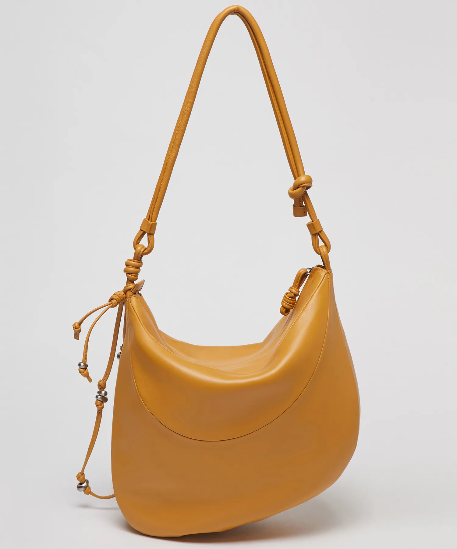 Gem move bag(Mango pudding)_OVBAX25013MAN