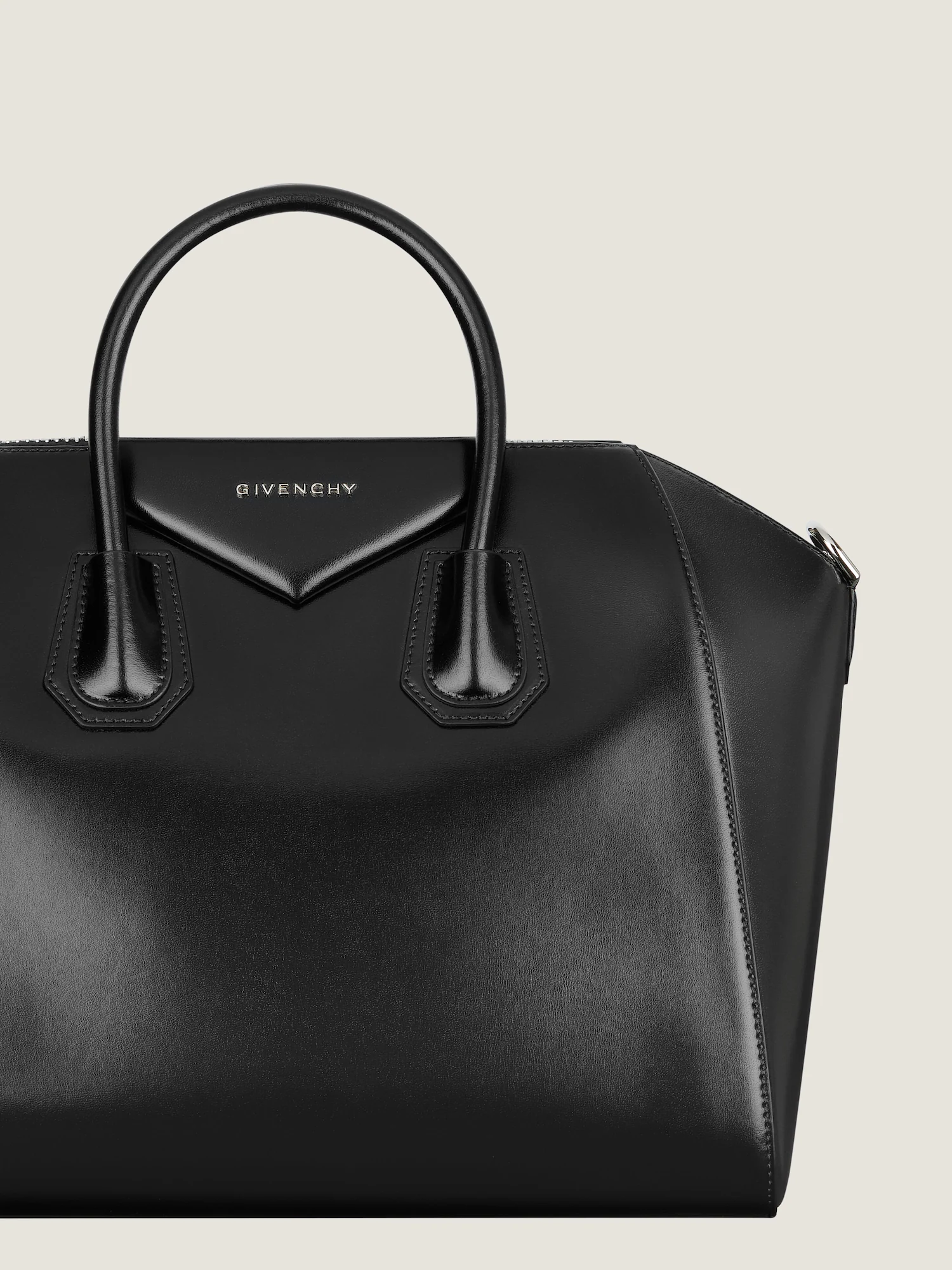 Medium Antigona Soft Bag